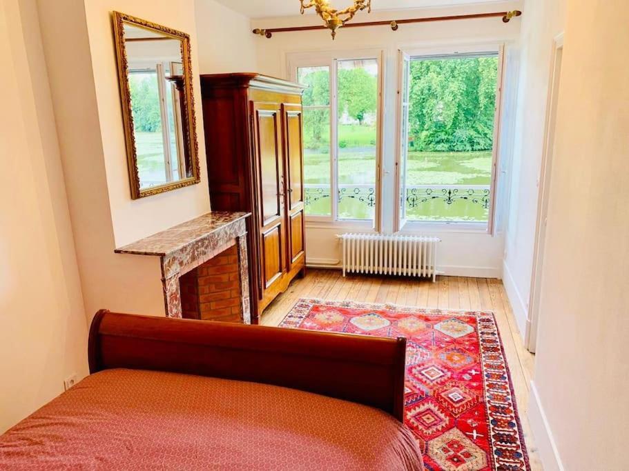 Maison De Charme Avec Vue Sur Chateau Pierrefonds Eksteriør bilde